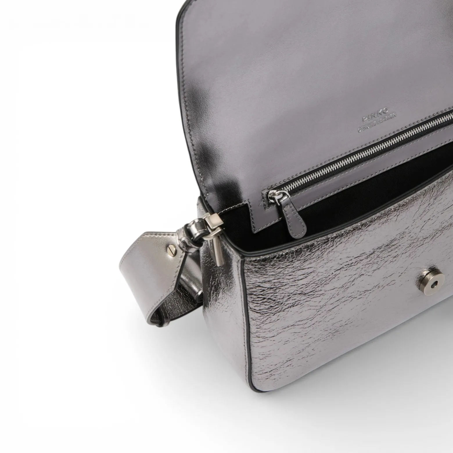 Borsa a spalla media Love Bag One Slouchy in pelle laminata
