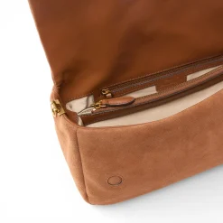 Borsa a tracolla media Love Bag Click Soft Horizontal Handle in suede
