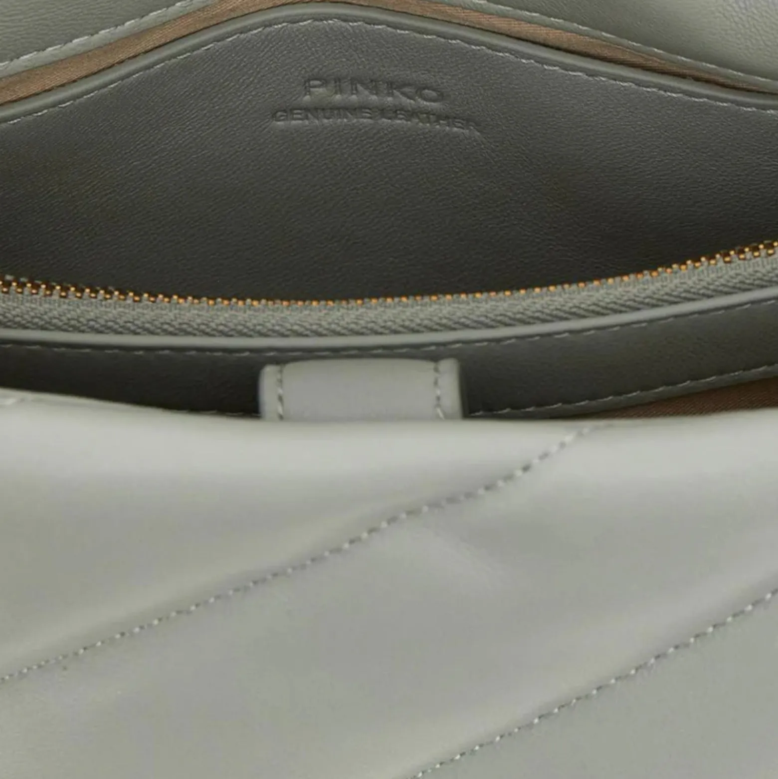 Borsa piccola a tracolla Love Bag Puff Maxi Quilt