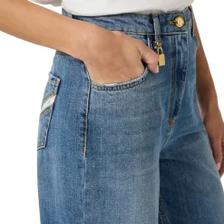 Jeans donna a ovetto con lucchetto gioiello