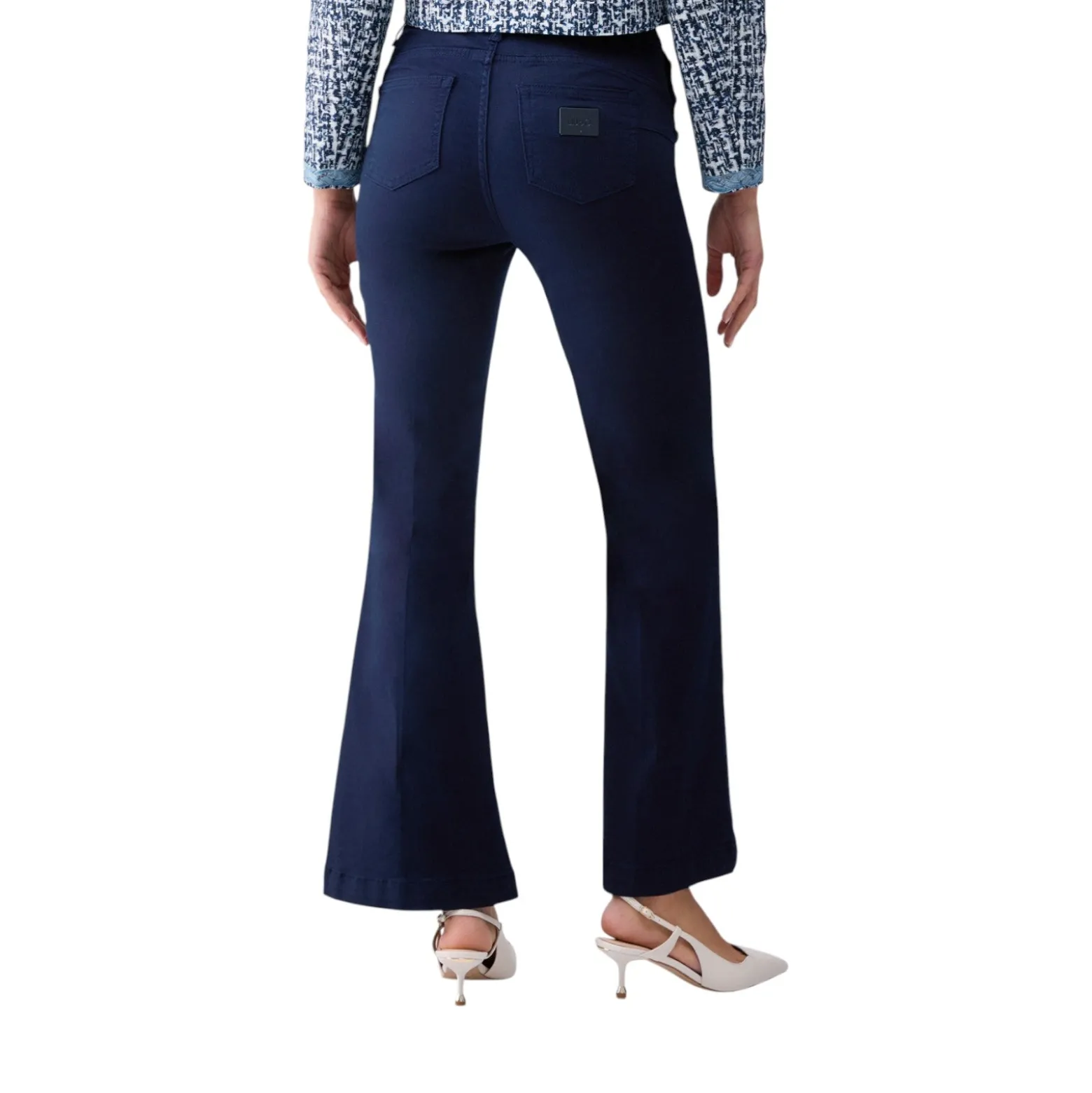 Pantaloni donna flare con bottoni logati