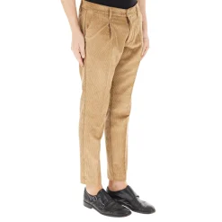 Pantaloni uomo regular-fit in velluto fluido a coste