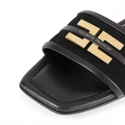 Sandalo donna flat in pelle con dettaglio logo