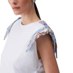 T-shirt donna con spalline imbottite